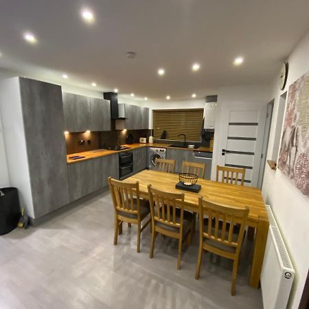 Hollemeadow Villa Bloxwich Dış mekan fotoğraf