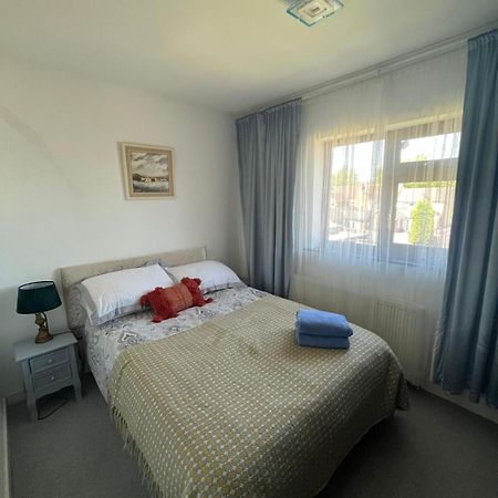Hollemeadow Villa Bloxwich Dış mekan fotoğraf