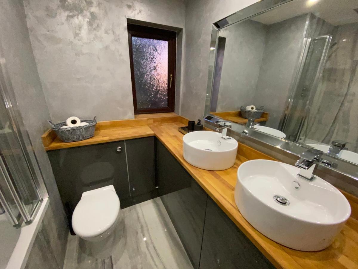 Hollemeadow Villa Bloxwich Dış mekan fotoğraf