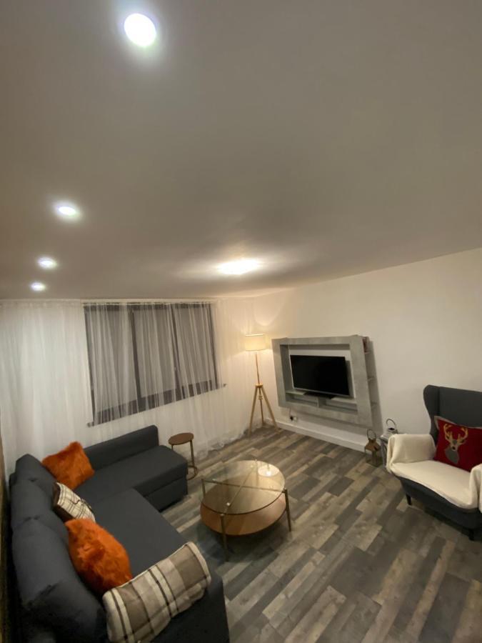 Hollemeadow Villa Bloxwich Dış mekan fotoğraf